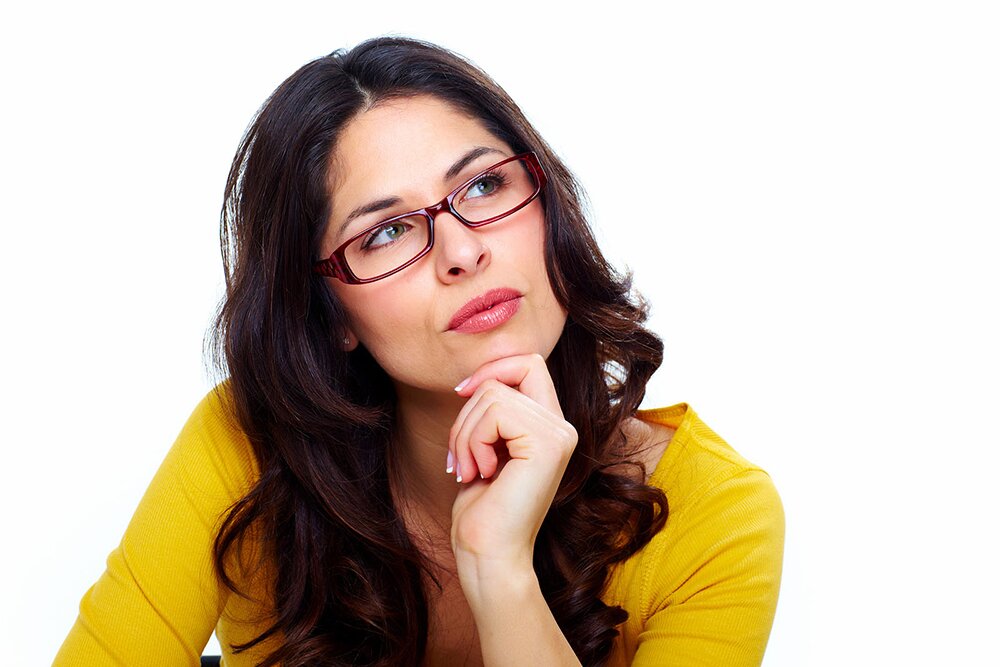 woman wearing eyeglasses